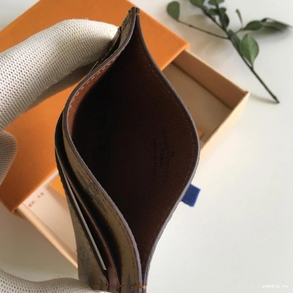 WIS HOLDER BANDOULIERE CARD 50DOUBLE LOUIS VUITTON 0106